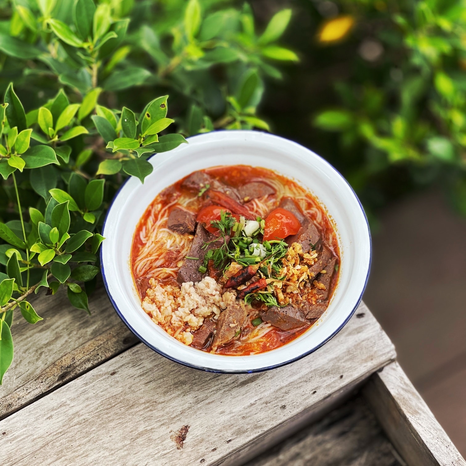 อะนะตะการ์เดนชิล, ดาวคะนองลำพูน, เฮียจั๊ว เกาเหลาเลือดหมู, ข้าวซอยบ้านยอง, ขนมเส้นหม้อดิน, Lap-Lungnil Fanpage-ร้านลาบลุงนิล ลำพูน, ร้านอาหาร ม่วนใจ๋ปลาจุ่ม ลำพูน, ก๋วยเตี๋ยวหมูตุ๋นลำไย, ก๋วยเตี๋ยวคุณแดง, เตี๋ยวสุขใจ “อัพเกรด”, My Vietnam Lamphun - มายเวียดนามลำพูน, NA TEA TIME, Chef's house