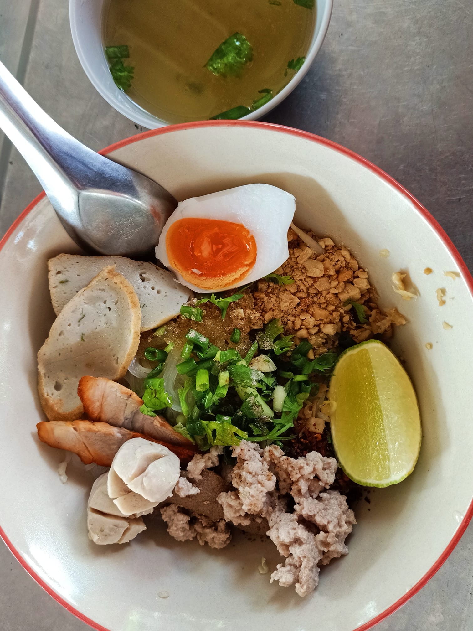 อะนะตะการ์เดนชิล, ดาวคะนองลำพูน, เฮียจั๊ว เกาเหลาเลือดหมู, ข้าวซอยบ้านยอง, ขนมเส้นหม้อดิน, Lap-Lungnil Fanpage-ร้านลาบลุงนิล ลำพูน, ร้านอาหาร ม่วนใจ๋ปลาจุ่ม ลำพูน, ก๋วยเตี๋ยวหมูตุ๋นลำไย, ก๋วยเตี๋ยวคุณแดง, เตี๋ยวสุขใจ “อัพเกรด”, My Vietnam Lamphun - มายเวียดนามลำพูน, NA TEA TIME, Chef's house