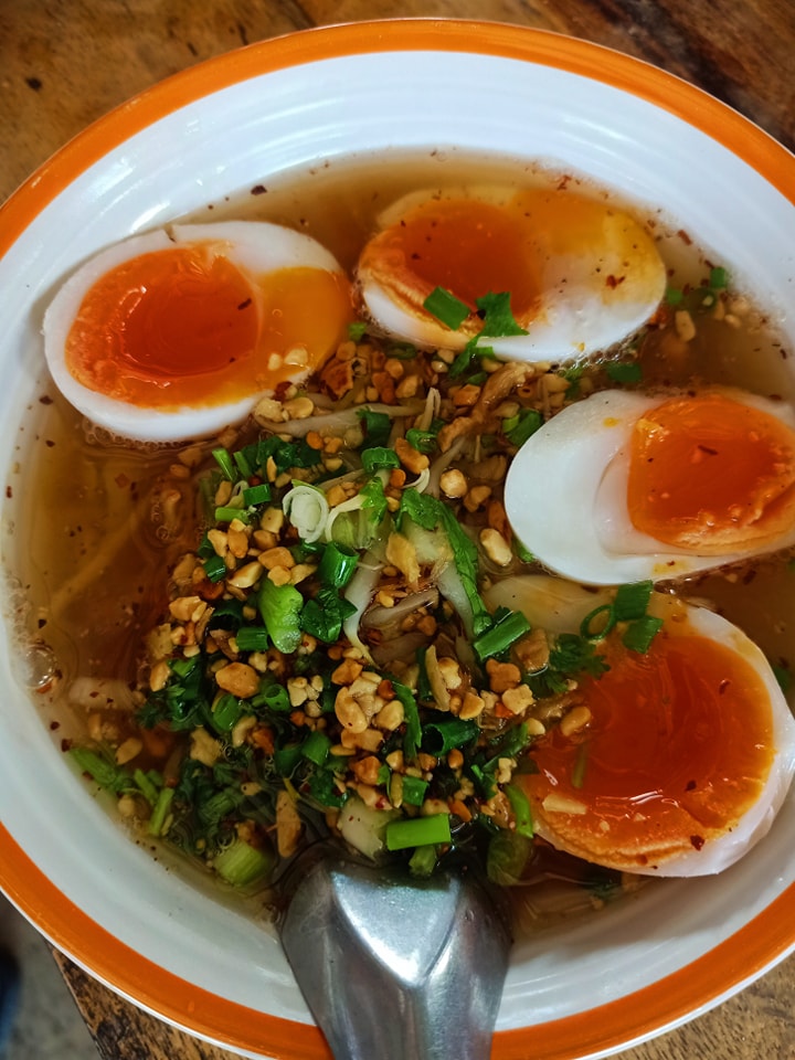 อะนะตะการ์เดนชิล, ดาวคะนองลำพูน, เฮียจั๊ว เกาเหลาเลือดหมู, ข้าวซอยบ้านยอง, ขนมเส้นหม้อดิน, Lap-Lungnil Fanpage-ร้านลาบลุงนิล ลำพูน, ร้านอาหาร ม่วนใจ๋ปลาจุ่ม ลำพูน, ก๋วยเตี๋ยวหมูตุ๋นลำไย, ก๋วยเตี๋ยวคุณแดง, เตี๋ยวสุขใจ “อัพเกรด”, My Vietnam Lamphun - มายเวียดนามลำพูน, NA TEA TIME, Chef's house