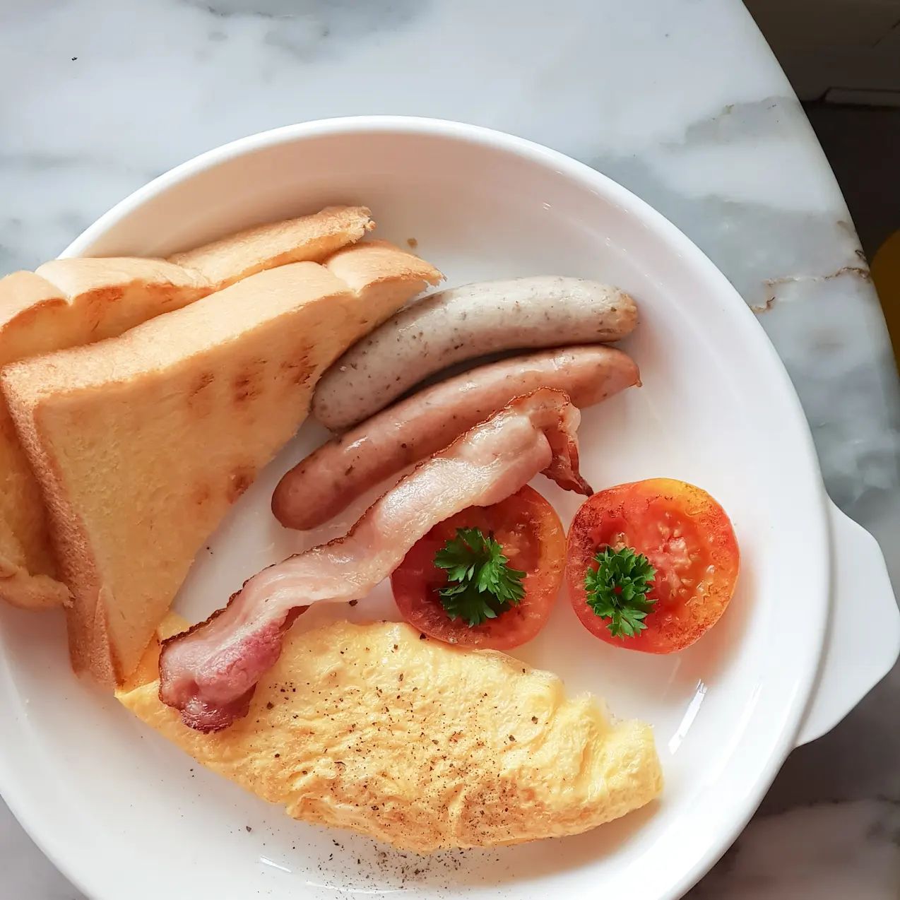 In The mood's, Woolloomooloo Cafe &amp; Bar, Sir.homecafe, Apostrophes Specialty Cafe, NOXX CAFÉ