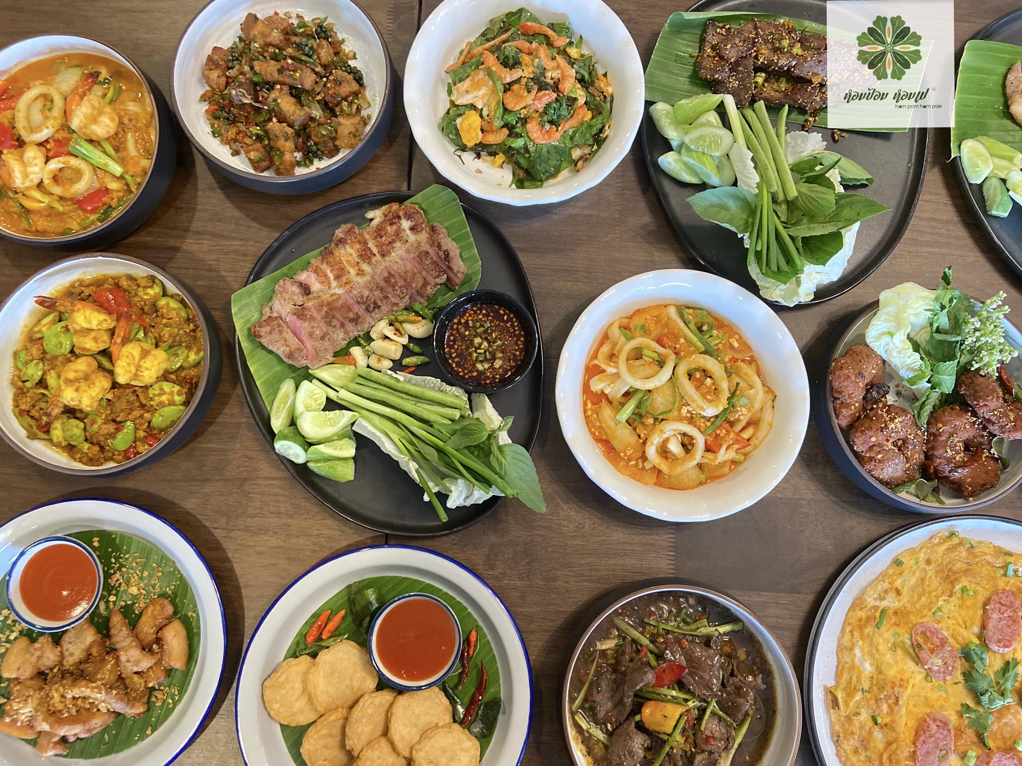 เฮือนขันโตก ขนมจีน บ้านน้ำพริก, Mira Cuisine, ถึงเจียงใหม่ คิทเช่น อาหารเหนือ, สบันงา, คุ้มขันโตก, ลำแต๊ๆ, หอมป้อมหอมเป, บ้านขันโตกฮาลาล