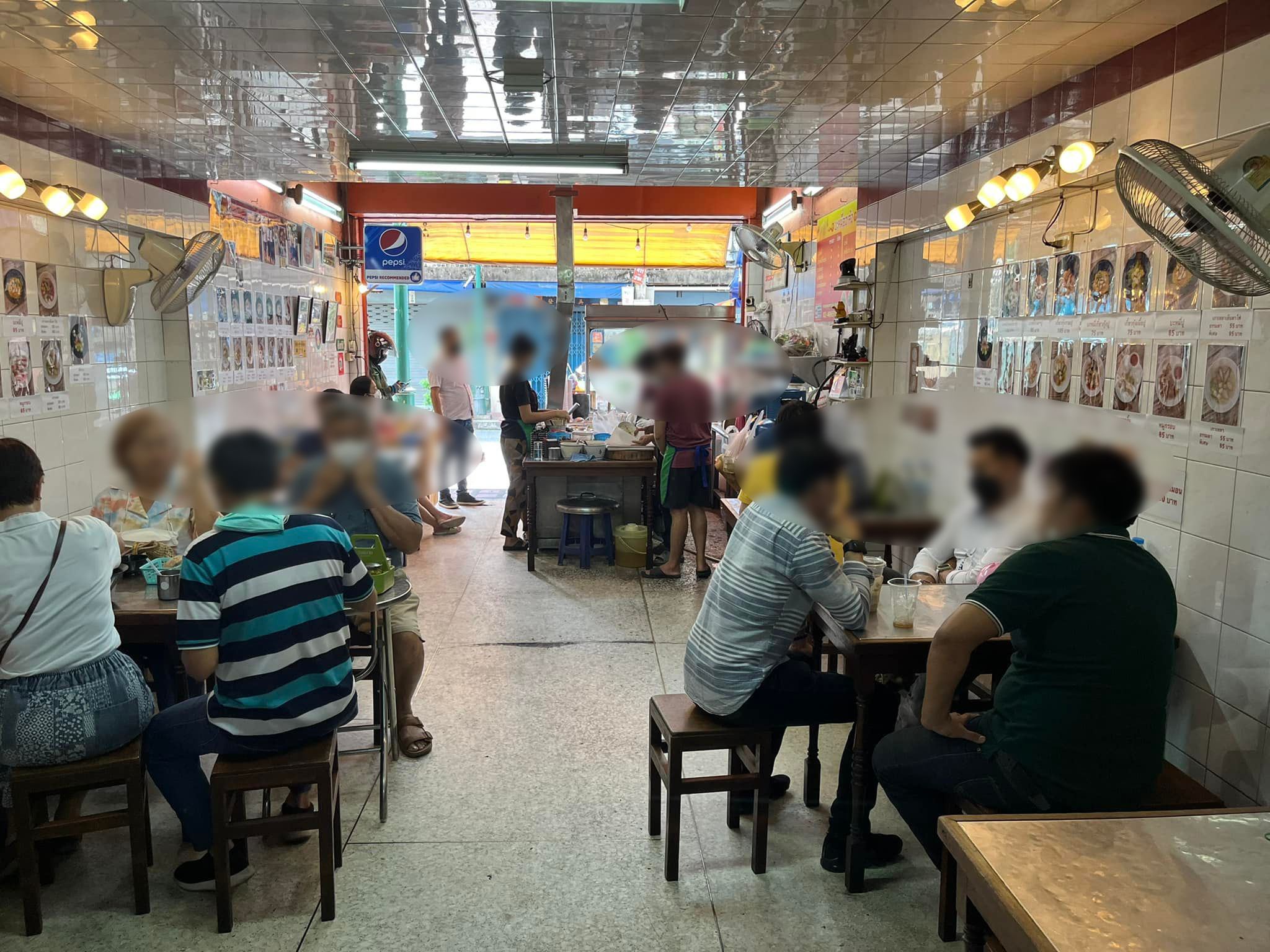 Chalong.Noodlebar, หมูย่างเกาหลีสามพี่น้อง, สาขา 2, สมศักดิ์ ปูอบ , เจริญไทยสุกี้ - 106, Jack Diamond, เฝอหม้อไฟ สุกี้สไตล์เวียดนาม, Midnight A Cocoa, บะหมี่ตงเล้ง ตลาดพลู - By Son