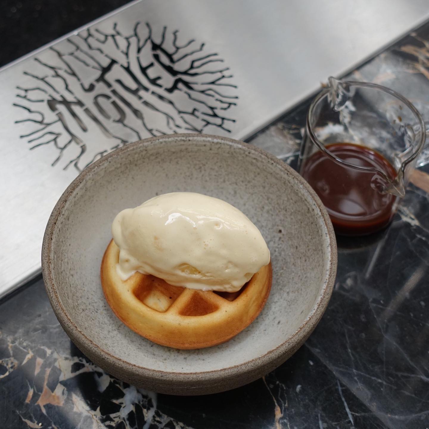 Recordoffee, มานพ สุกี้รถกระบะ, ก๋วยเตี๋ยวผัดงี่เง่า at เจ๊เบญ โอเดี้ยน, แดงราชาหอยทอด, ภัตตาคารกว้านสิ่วกี่, La Cabra Thailand, เจ๊คุ้งเกาเหลาเลือดหมู, ข้าวผัดปูตลาดน้อย