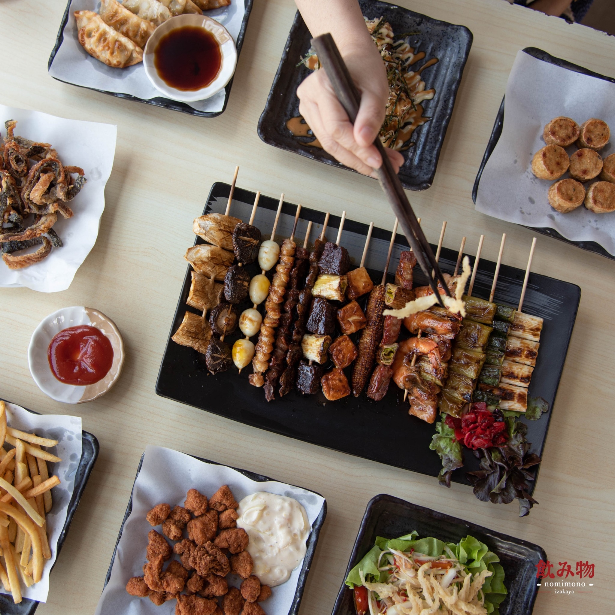 Nomimono Izakaya, กะทิบ้านอาหารไทยและขนม, ก๋วยเตี๋ยวเรือนแพ, Sasi Bangkok, Blooming Cafe, 128 Craft &amp; Soul, อิ่มใจ เสือร้อง, Cafe Casta, ต๋องริมทาง, Wife's Restaurant, บ้านสวนองุ่น, เฮือนลำพูน, COAL Bistro, SUNKISS.bangkok, ร้านดวงเดือนจิ้มจุ่มอาหารอีสาน, ก๋วยเตี๋ยวไม่มีชื่อ ตลิ่งชัน