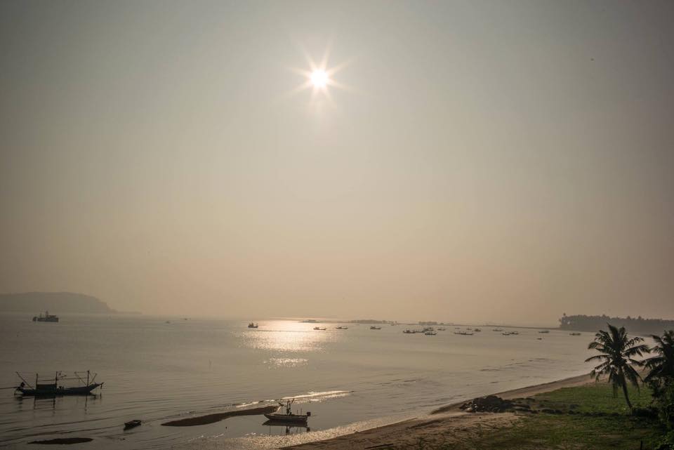 ครัวผักสด, Iconic Club Style, แก้วติ่มซำ, ตำ มึน มึน น., สวนอาหารริเวอร์ไซด์การเด้น, ยายปวด, ลุย, นิวแซ่บสุดซอย, ครัวตาอ้อซีฟู๊ด ชุมพร, ลุงเผล็นกุ้งหลวง, แม่ไม้ซีฟู้ด, ครัวสวนตาจี๊ด, ฟารีดาชาโรตี สาขาชุมพร, ก๋วยเตี๋ยวเนื้อนายดำ, ครัวทุ่งแพะ, บ้านพรรคพวก, ร้านอาหารตะเกียงไทยชุมพร, โกเหลียง, ครัวบ้านริมน้ำ ไร่ล่างซิตี้, พนังตักซีฟู๊ด คาเฟ่&amp;บาร์, ติ่มซำ หอเจี๊ยะ at ชุมพร, ครัวคุณจักษ์