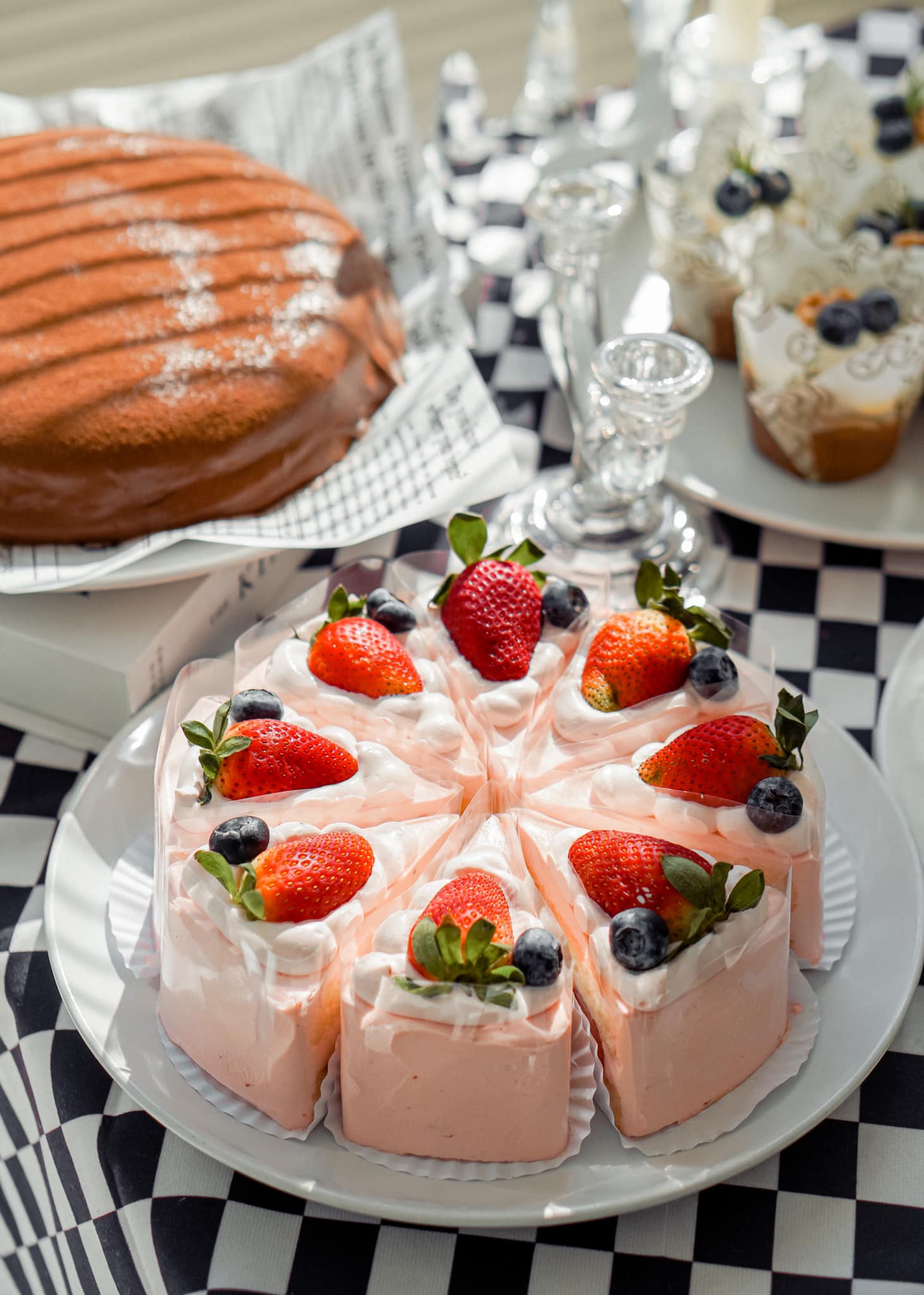 Simple Things, Mindset Cafe, GIVEANDTAKE Cafe House, เถียงนา Coffee and Bakery Farm, TARA Kaffee&amp;Patisserie', Mood Cafe, View doi Coffee Home, One Day One Cafe', สวนพร้าว คาเฟ่, A Little Craft Cafe, Braverly, สวนป่าตากา คาเฟ่, SOON CAFE, Ava Cafe’, Charfinn cafe’, PlumucH, Harmonica 2, River Bar Cafe, Chavee Cafe, TonTong Cafe, สวนเหนือกาแฟ, Diff desofto, สายหวานคาเฟ่, Kyoto Shi Cafe, DRIP GAN, Move on - มูฟออน