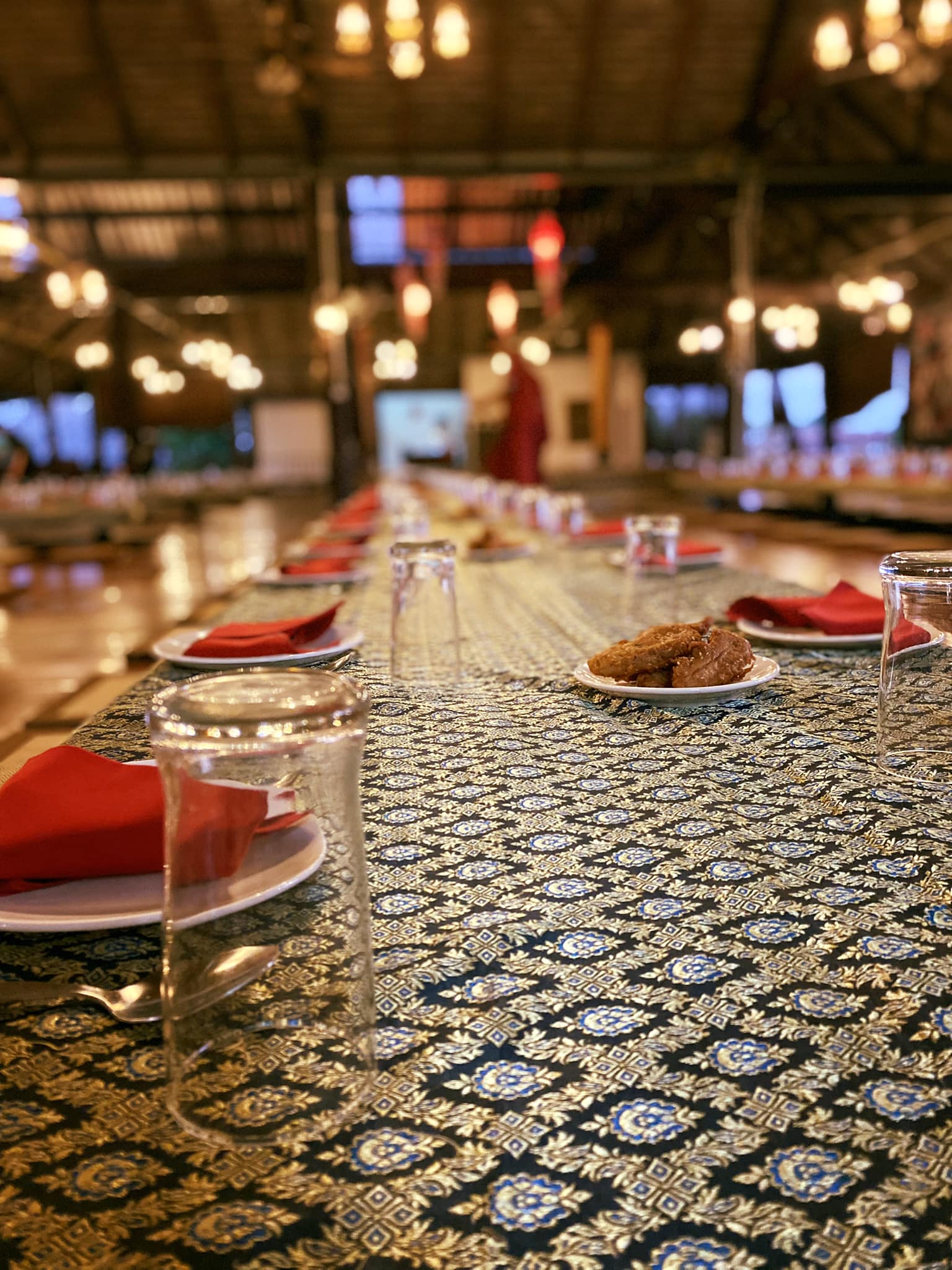 เฮือนขันโตก ขนมจีน บ้านน้ำพริก, Mira Cuisine, ถึงเจียงใหม่ คิทเช่น อาหารเหนือ, สบันงา, คุ้มขันโตก, ลำแต๊ๆ, หอมป้อมหอมเป, บ้านขันโตกฮาลาล