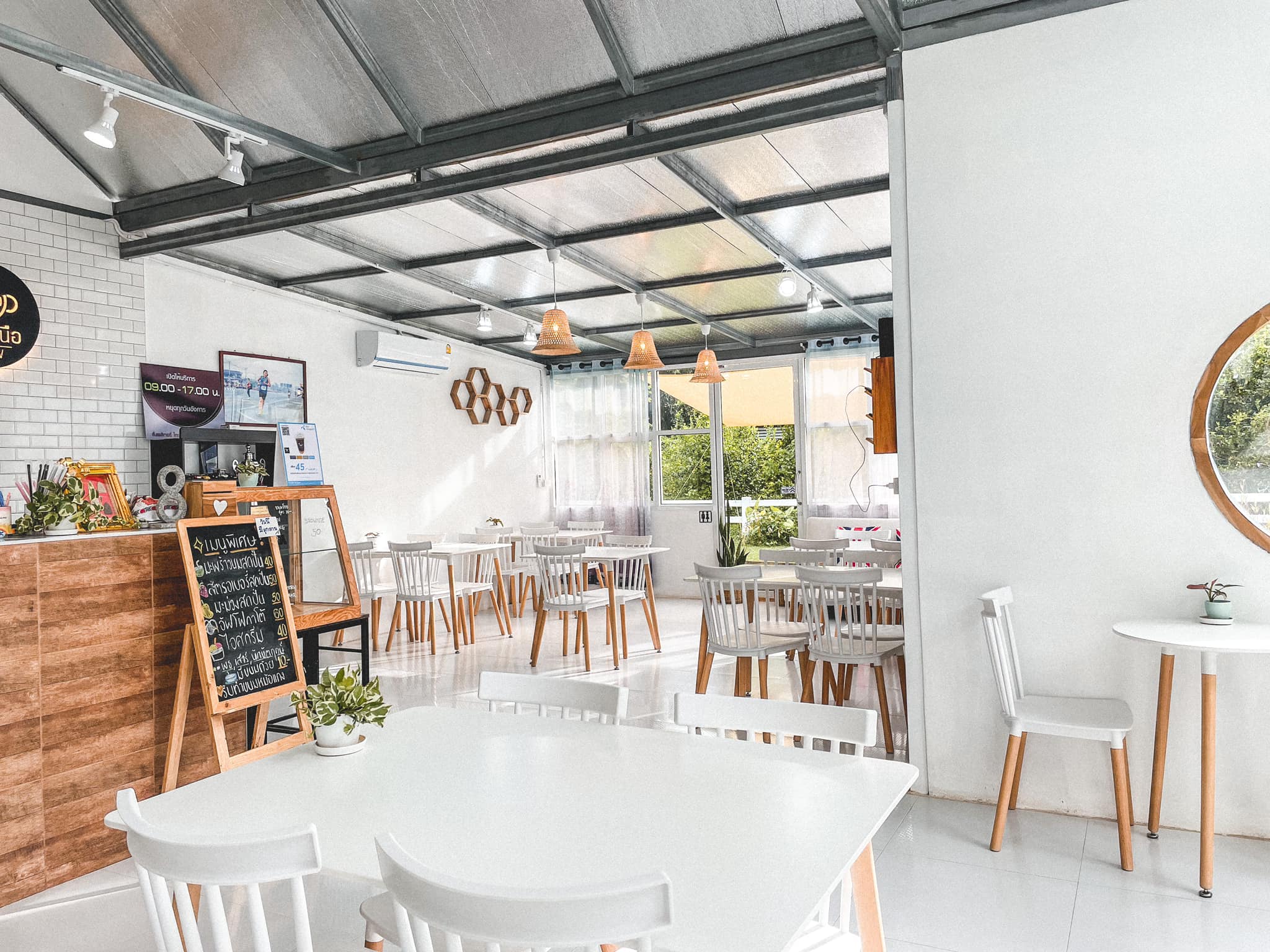 Simple Things, Mindset Cafe, GIVEANDTAKE Cafe House, เถียงนา Coffee and Bakery Farm, TARA Kaffee&amp;Patisserie', Mood Cafe, View doi Coffee Home, One Day One Cafe', สวนพร้าว คาเฟ่, A Little Craft Cafe, Braverly, สวนป่าตากา คาเฟ่, SOON CAFE, Ava Cafe’, Charfinn cafe’, PlumucH, Harmonica 2, River Bar Cafe, Chavee Cafe, TonTong Cafe, สวนเหนือกาแฟ, Diff desofto, สายหวานคาเฟ่, Kyoto Shi Cafe, DRIP GAN, Move on - มูฟออน