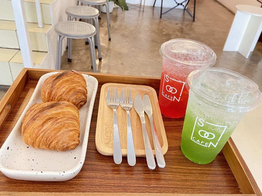 Simple Things, Mindset Cafe, GIVEANDTAKE Cafe House, เถียงนา Coffee and Bakery Farm, TARA Kaffee&amp;Patisserie', Mood Cafe, View doi Coffee Home, One Day One Cafe', สวนพร้าว คาเฟ่, A Little Craft Cafe, Braverly, สวนป่าตากา คาเฟ่, SOON CAFE, Ava Cafe’, Charfinn cafe’, PlumucH, Harmonica 2, River Bar Cafe, Chavee Cafe, TonTong Cafe, สวนเหนือกาแฟ, Diff desofto, สายหวานคาเฟ่, Kyoto Shi Cafe, DRIP GAN, Move on - มูฟออน