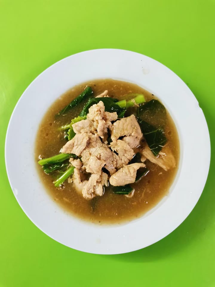 ก๋วยเตี๋ยวลูกชิ้นปลาเจ๊ปุ๊ย ห้าแยกพลับพลาชัย, ข้าวต้มแห้งคุณนิด สาขา เยาวราช X ก๋วยเตี๋ยวลูกชิ้นปลาเจ๊ส้ม, ลักตี๋ "六弟" บะหมี่เกี๊ยวทะเล เยาวราช, ห้องอาหารพูนเลิศ(เหลาะงาทิ้น)ข้าวหน้าไก่ห้าแยก, ข้าวต้มปลาตรอกถั่วงอก, ไก่บ้านพริกไทยดำ ห้าแยกพลับพลาไชย, ร้านอาหารครัวดอกไม้ขาว, ร้านไชยพราหมณ์ Made with Heart, ราดหน้า ท่ง ฮั่ว เฮง "เฮียตั๋ง", ข้าวต้มปลา by อุษณีย์, ตุ้ยนุ้ยอีทเทอรี่