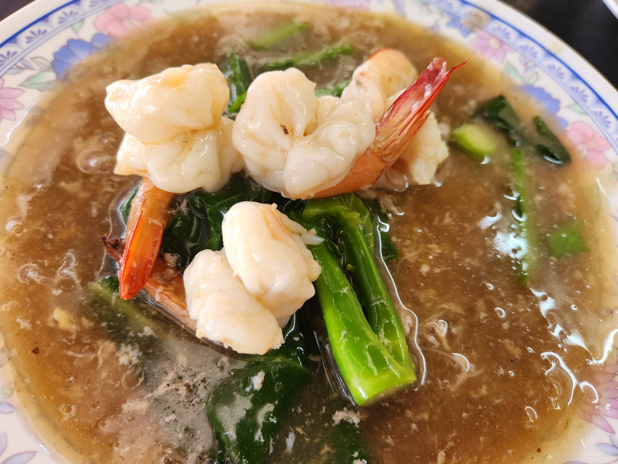 ก๋วยเตี๋ยวลูกชิ้นปลาเจ๊ปุ๊ย ห้าแยกพลับพลาชัย, ข้าวต้มแห้งคุณนิด สาขา เยาวราช X ก๋วยเตี๋ยวลูกชิ้นปลาเจ๊ส้ม, ลักตี๋ "六弟" บะหมี่เกี๊ยวทะเล เยาวราช, ห้องอาหารพูนเลิศ(เหลาะงาทิ้น)ข้าวหน้าไก่ห้าแยก, ข้าวต้มปลาตรอกถั่วงอก, ไก่บ้านพริกไทยดำ ห้าแยกพลับพลาไชย, ร้านอาหารครัวดอกไม้ขาว, ร้านไชยพราหมณ์ Made with Heart, ราดหน้า ท่ง ฮั่ว เฮง "เฮียตั๋ง", ข้าวต้มปลา by อุษณีย์, ตุ้ยนุ้ยอีทเทอรี่