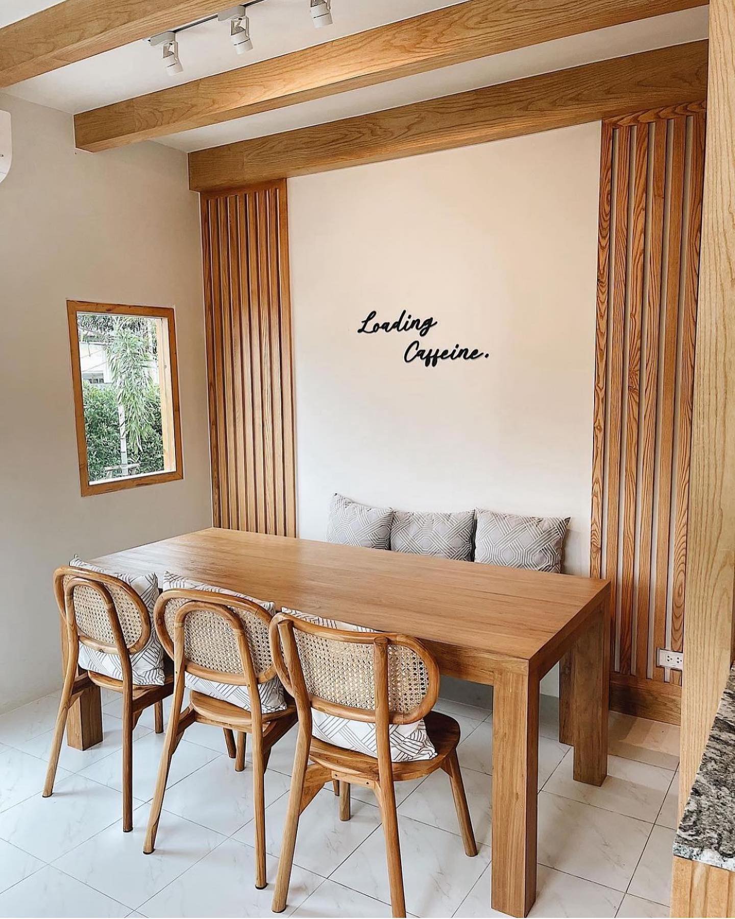 DULCE Casa de Pan, COME escape cafe, Iriscoffee, ปนิษ, Baan Orpor, Loading Caffeine, Little Hideout, Real Cafe, Simple Day Gelato, Cafe' Precious Space Time