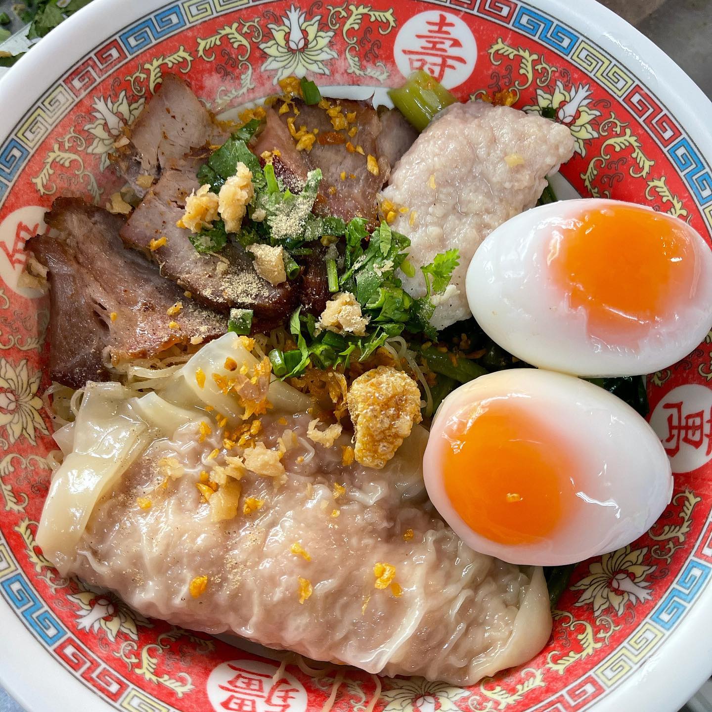 ติ๋มเกี๊ยวยักษ์, แกงกระหรี่คุณมาลี, Hongkong Dimsum, เหอ เฉิน ฟง, ข้าวขาหมูนายอุ๊ , เกี้ยมอี๋โบราณเจ๊ชุง, ขนมบั๊วเกี้ยไหหลำโบราณ, ข้าวขาหมูเฮียโอว, บะหมี่จับกัง เยาวราช, ก๋วยเตี๋ยวเป็ดนายเมา, ราดหน้า ท่ง ฮั่ว เฮง "เฮียตั๋ง", JAO.UN - 早安, ตี๋หยกกาแฟโบราณ, Lhong Tou Cafe, ZONG TER - 松德