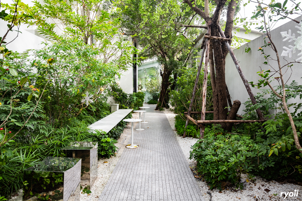 NANA Coffee Roasters, Mmc.bkk, FO SHO BRO, Dear December Cafe, The 66 Cottage, The Black Forest, Bougain Cafe &amp; Crafts, La Mesa Coffee Co., Coffee Station, Gooseberry Coffee Bearing-Lasalle, OOOz.cafe , Shalala Cafe