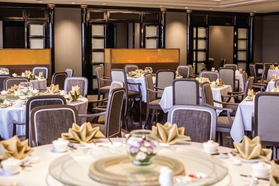 Bai Yun Chinese Restaurant, Banyan Tree Bangkok, เดอะมัลเบอร์รี ไชนีส คูซีน, The Berkeley Hotel Pratunam, ภัตตาคารจีนอีสต์โอเชี่ยน, SC Park Hotel, Fei Ya, ห้องอาหารจีน หลิว, Conrad Bangkok, LIN-FA Chinese Restaurant