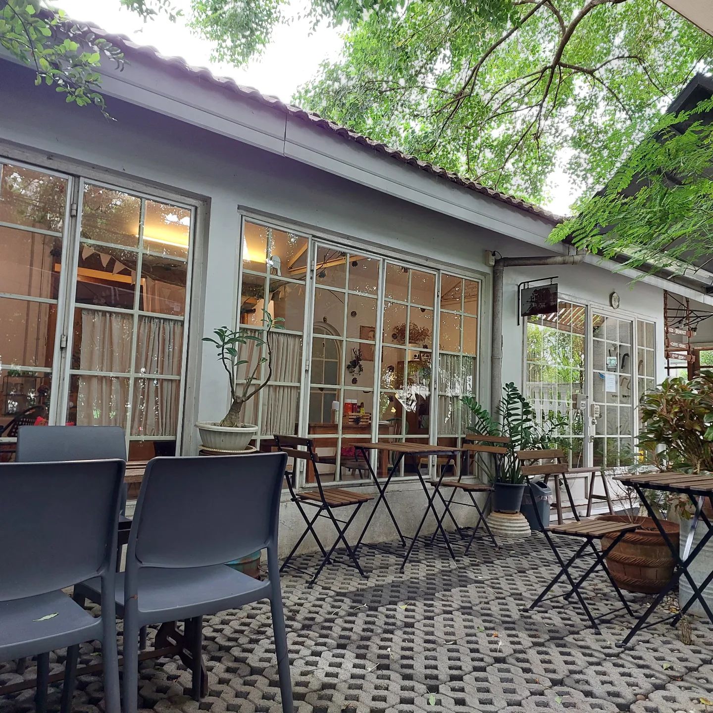 Au Bon Pain Luxe, Bijoux de Beurre Echire, นนท์รญา เบเกอรี่, Thestorycaker, Narak Café, บ้าน บ้าน 34 Home Cafe', Custard Nakamura, Baker x Florist, KEYI, Cafe Eiffel, Landhaus Bakery