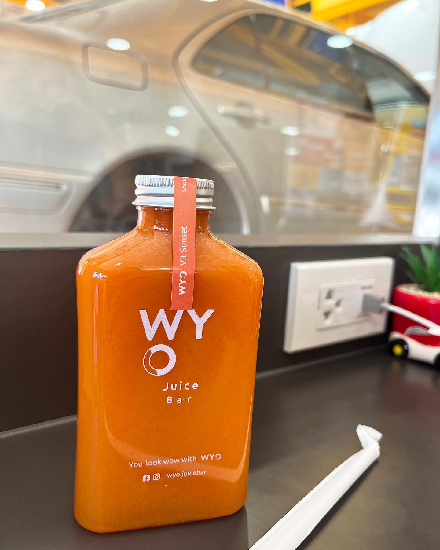 ผักฉ่ำ คำหอม, QULI Cold Pressed Juice, WYO.Juicebar, BEEP HPP Cold-Pressed, Roots, Own Your Own Fresh, Fruitstop, My Everyday Juice, น้ำผักผลไม้สกัดเย็น100%GOOD DRINK, ปลูกปั่น