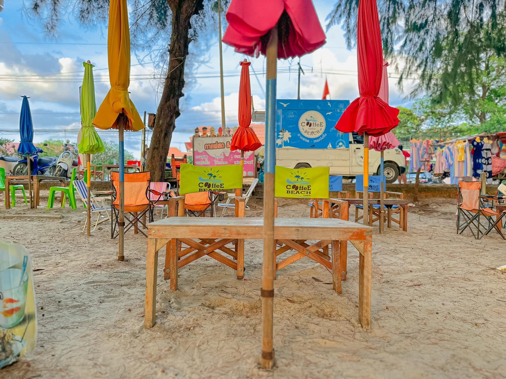 CURVE, STIRR Coffee, Haus Coffee and Space, SeaSeoul cafe, 1degreesnorth, Kongkang Kafe, กาเเฟริมน้ำ บ้านชูใจ, สวนก๋ง, กาแฟบ้านทวด, COFFEE BEACH, Jump at Sea, Whitebeam coffee &amp; eatery