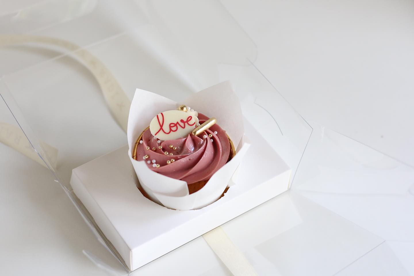 HOLIDAY PASTRY, The Rolling Pinn, Bake De Fleur, Sweet Me Bakery, PAUL Thailand, Radi, TWG Tea Salon, Cafe de Tu