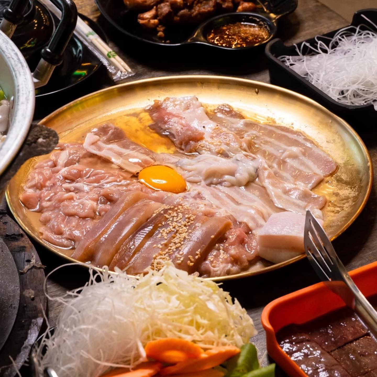 Everyday mookrata & cafe, นั่งปิ้ง หมูกระทะ, Sky grill หมูกระทะ, อารียา หมูกระทะ สาขา 3 รูฟท็อป, หมูกระทะคนรวย, หมูหมึกกุ้ง, Bargyuu, ปิ้งเนย บุฟเฟ่ต์ปิ้งย่างกระทะร้อน อโศก on-the-roof