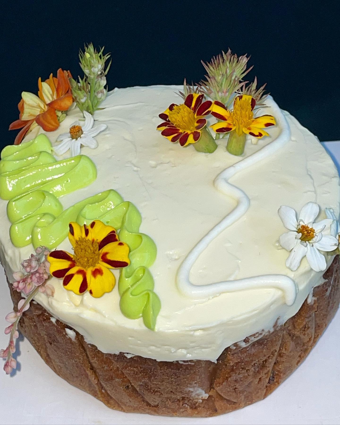 Jolie Cafe, Flat+White Cafe, Buttery Cafe, Glo bkk