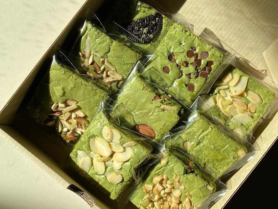 Perfect Bakery, ปลาวี่ ดีเสิร์ท คาเฟ่, A&amp;T Brownie, Memorize Brownie, Black Futon, The Brownies, Only Brownie, Brett___Bake, นัทเบเกอรี่ พิษณุโลก : NUT Bakery