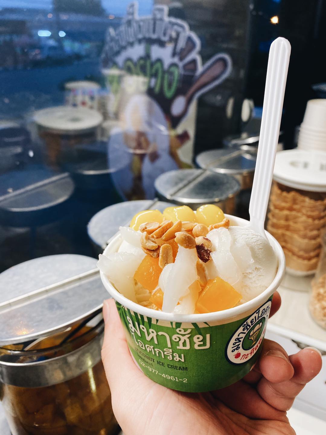 มหาชัยไอศกรีม, พัชชาไอศครีมกะทิ, หวานลิ้นไอติมทรงเครื่อง, M'scream, ฟู่ฟู่ ไอติมกะทิ, ไผ่ทองไอสครีม, ไอศกรีมทิพย์รส