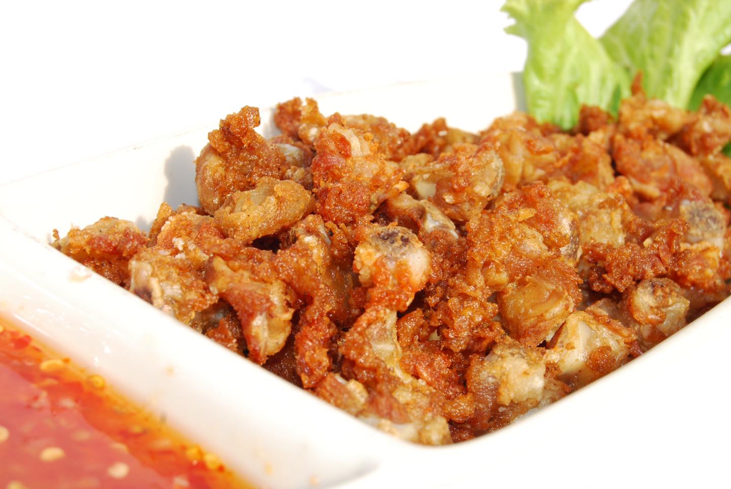 Moonshine Bar, พิซซ่าลันตา Pizza Lanta, Chart Bar, At-Mosphere Rooftop Cafe', Molly, Buddy Beer, Fu Bar, Prime Burger Khaosan, Ranee’s Restaurant, Hippie De Bar