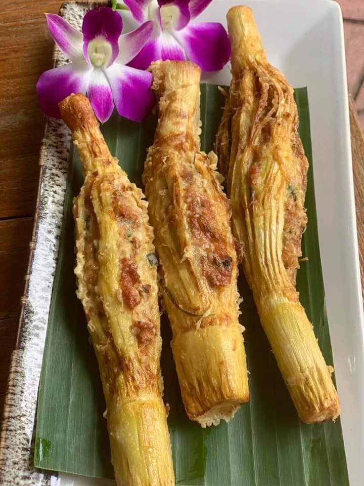 Moonshine Bar, พิซซ่าลันตา Pizza Lanta, Chart Bar, At-Mosphere Rooftop Cafe', Molly, Buddy Beer, Fu Bar, Prime Burger Khaosan, Ranee’s Restaurant, Hippie De Bar