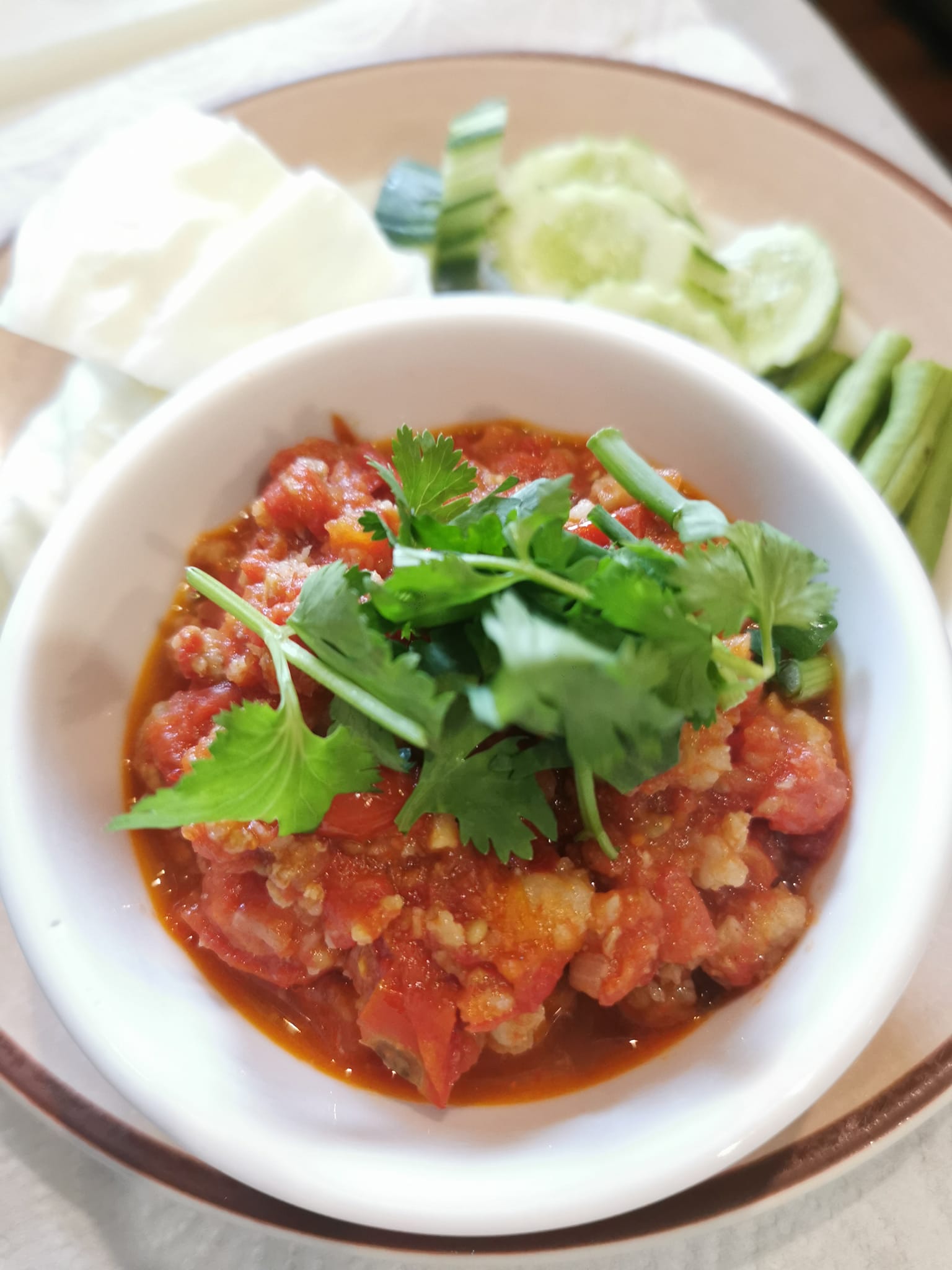 ล้าน เหนือ-น่าน อาหารเหนือ, เนื้อเหนือ Neua.Neur.Bkk, ต๋องเต็มโต๊ะ, สาขาพุทธมณฑล สาย 2, อองตอง ข้าวซอย, ละอ่อน น้ำเงี้ยว อาหารเหนือ, เฮือนลำพูน, รัชดาอาหารเหนือ, ร้านลำแต๊ๆ อาหารพื้นเมือง, ข้าวซอยลำดวนฟ้าฮ่ามเชียงใหม่, สาขาวิภาวดีรังสิต 58, หอมด่วน, ต๊ะต่อนยอน, Cr. ภาพทั้งหมดจาก Facebook ต๊ะต่อนยอน อาหารเหนือ, ฮ้านจาวเหนือ, ต๋องเหนือ Express, ข้าวซอยเชียงใหม่ ตรงข้ามกรมศุลกากร, ครัวเจียงใหม่, ครัวมะแข่น, กาดหลวง มินิ