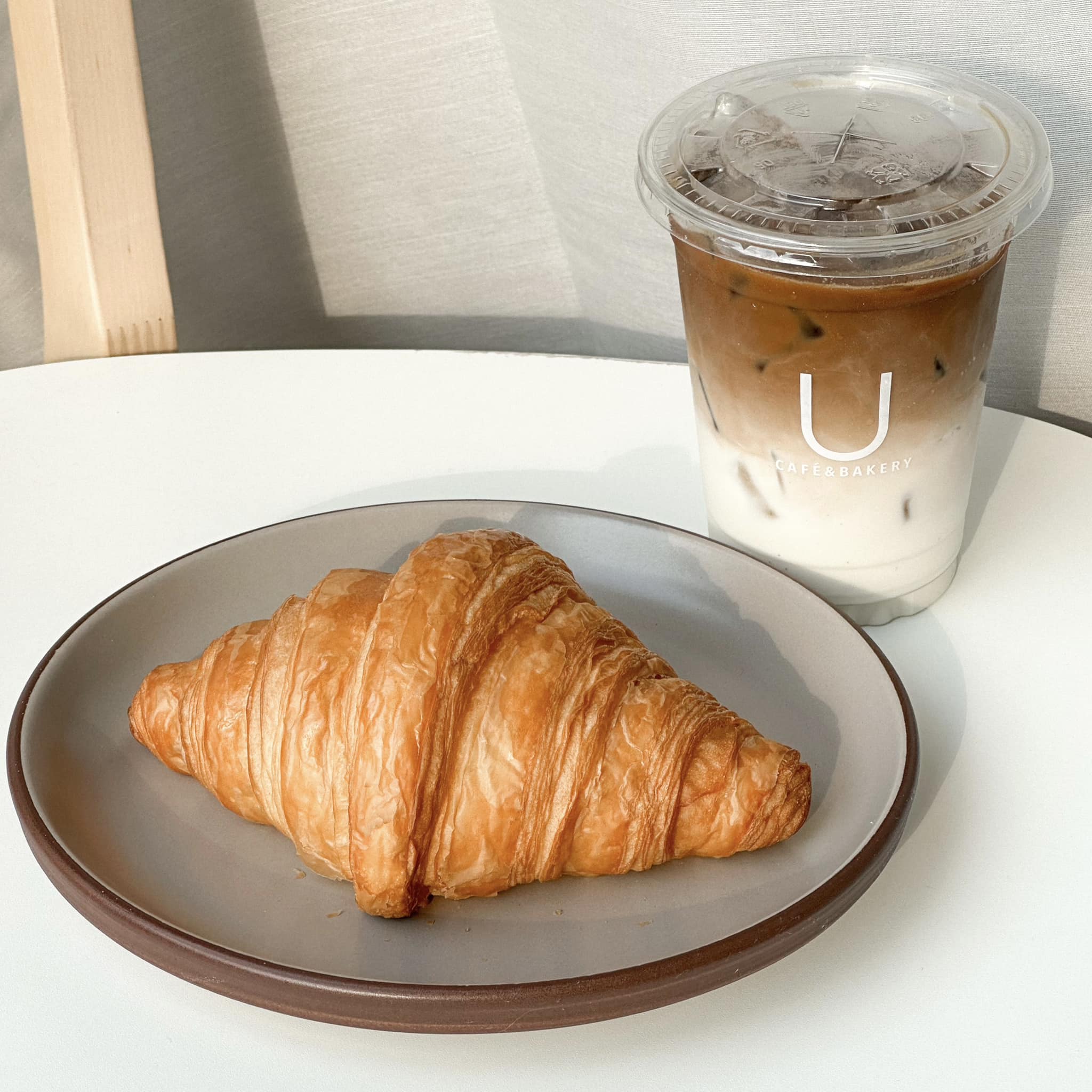 Way Coffee House, Piccolo BangSaen, Peaceful Cafe, Artory.cafe.crafts, Cubbie ‘s, To Die For Coffee, U Cafe &amp; Bakery, A blank coffee, Coffee Train, WON HOUSE, Standtall Coffee, Small House Coffee 