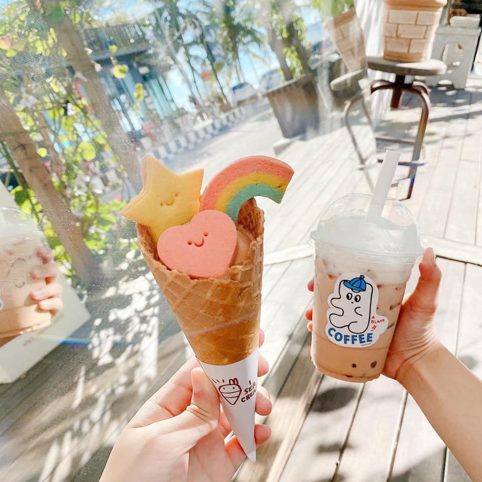 Way Coffee House, Piccolo BangSaen, Peaceful Cafe, Artory.cafe.crafts, Cubbie ‘s, To Die For Coffee, U Cafe &amp; Bakery, A blank coffee, Coffee Train, WON HOUSE, Standtall Coffee, Small House Coffee 