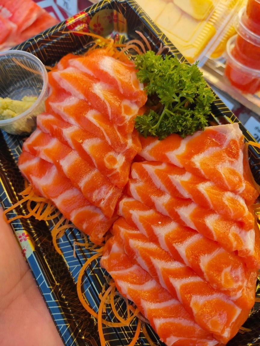 Salmon Cat, Yume plus sushi, ซูชิคุมะ ShuShi Kuma, จ่ามอส แซลม่อน ซีฟู๊ด, กินดิบ