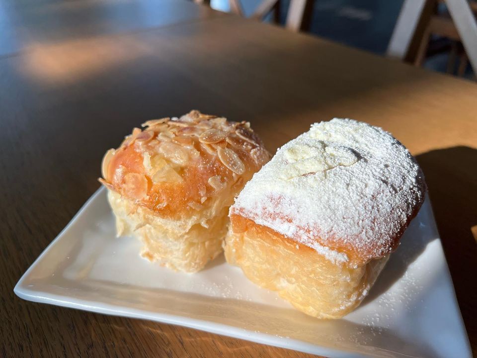 Grande Centre Point Ploenchit, ครัวจำแลง แปลงกาย, Sortrel Sathorn, บ้านน้ำเคียงดิน, ปลาอยู่เย็น, Samsen Villa, ครัวกรุงเทพ, Maldives Maodeep, Waterside Karaoke Restaurant, Little tree, The local Restaurant, Chocolate Ville, Ther Dining &amp; Bar, บ้านสุขนิยม, สวนอาหารบางบัว, แบมบูใหญ่, Craft Home , สวนอาหารซุ้มไผ่ เรโทร