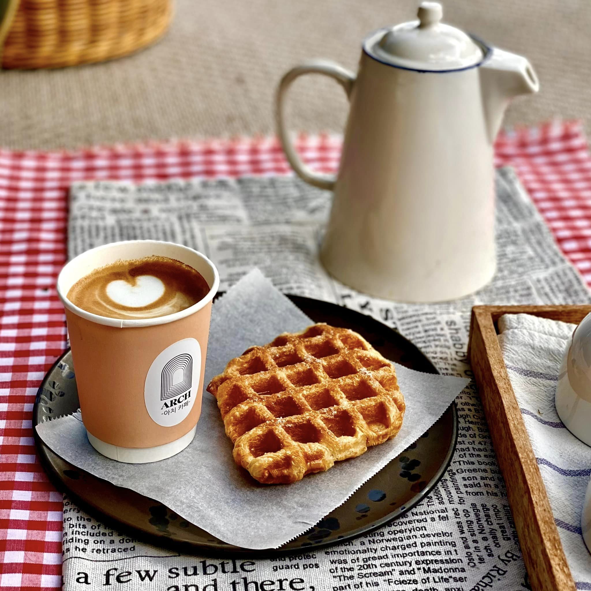 stuff.co, ARCH x CHANN Cafe, เฮโลนมสด, LYNX Coffee