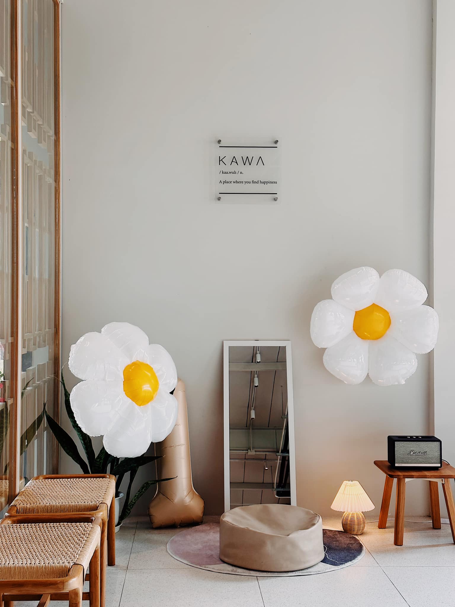 The Sine Cafe’, Whispering cafe, รักษ์น้ำคาเฟ่, Orenchi Cafe, KAWA Coffee and Co., Orenchi Specialty Coffee, Attitude Coffee, Memory House Cafe, In Garden Hut Cafe, ChataThammachart, She's The Legend Cafe, RIVA floating cafe, Good Mood House, นึก คาเฟ่ - วัดไร่ขิง, Ton Khao Terrace, CHADA Tea Boutique, Kark Crof.f