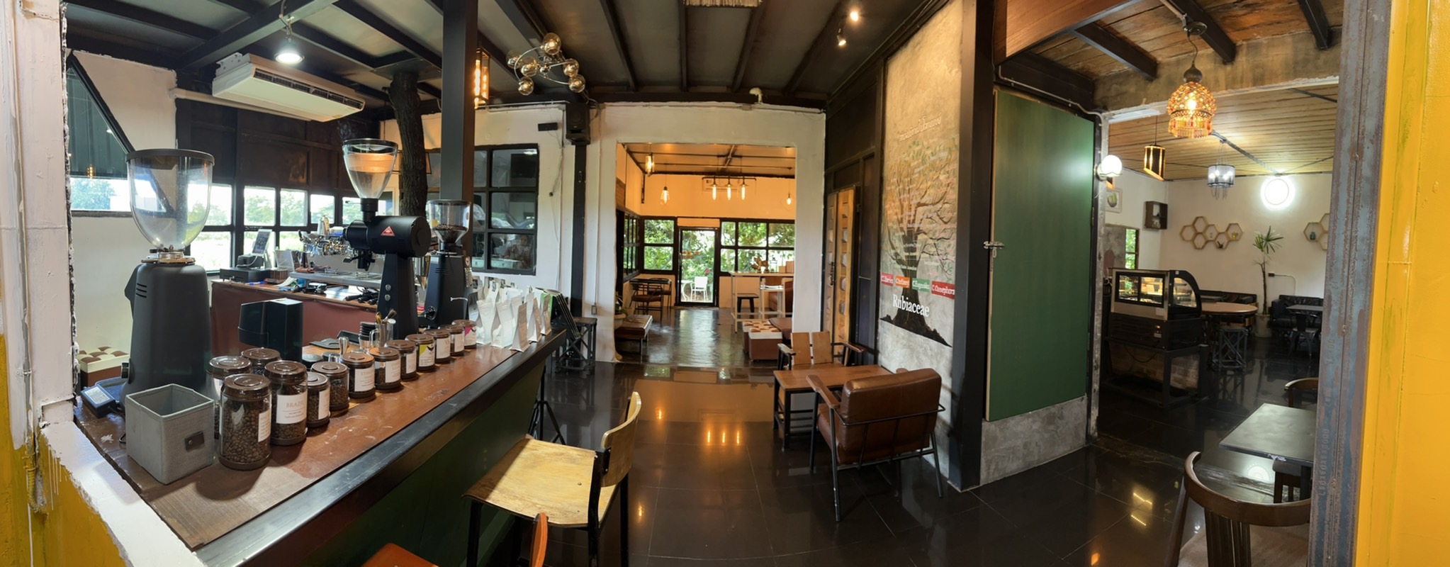 White House Forest, เกษม : KASEM Coffee, Rosie.nak, Luk Labb Coffee, Grande KAFE, KFD in Town, สวรรค์บ้านนา คาเฟ่ Food &amp; Drink, กอหญ้า คาเฟ่, ณ บุ่ง Coffee, polar polar CAFE', Yellow Pumpkin, ร้าน Yellow Pumpkin เปิดบริการตามปกติ 11.00-17.00 น. (ปิดวันพฤหัสบดี), I'm home cafe, ประจำอำเภอ, glinfon, 382 Space Café, La-Moon cafe'