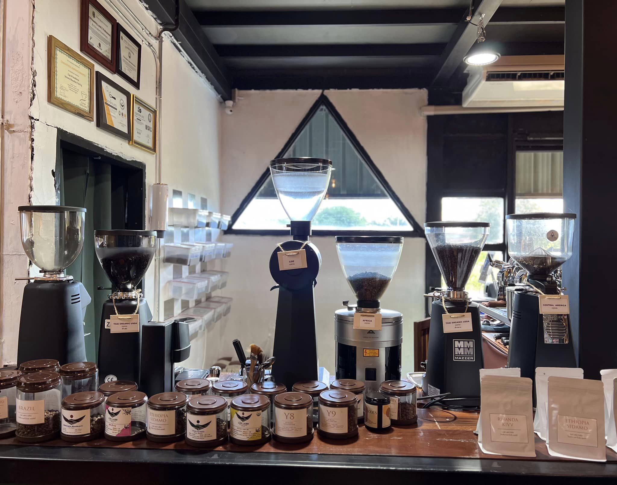 White House Forest, เกษม : KASEM Coffee, Rosie.nak, Luk Labb Coffee, Grande KAFE, KFD in Town, สวรรค์บ้านนา คาเฟ่ Food &amp; Drink, กอหญ้า คาเฟ่, ณ บุ่ง Coffee, polar polar CAFE', Yellow Pumpkin, ร้าน Yellow Pumpkin เปิดบริการตามปกติ 11.00-17.00 น. (ปิดวันพฤหัสบดี), I'm home cafe, ประจำอำเภอ, glinfon, 382 Space Café, La-Moon cafe'