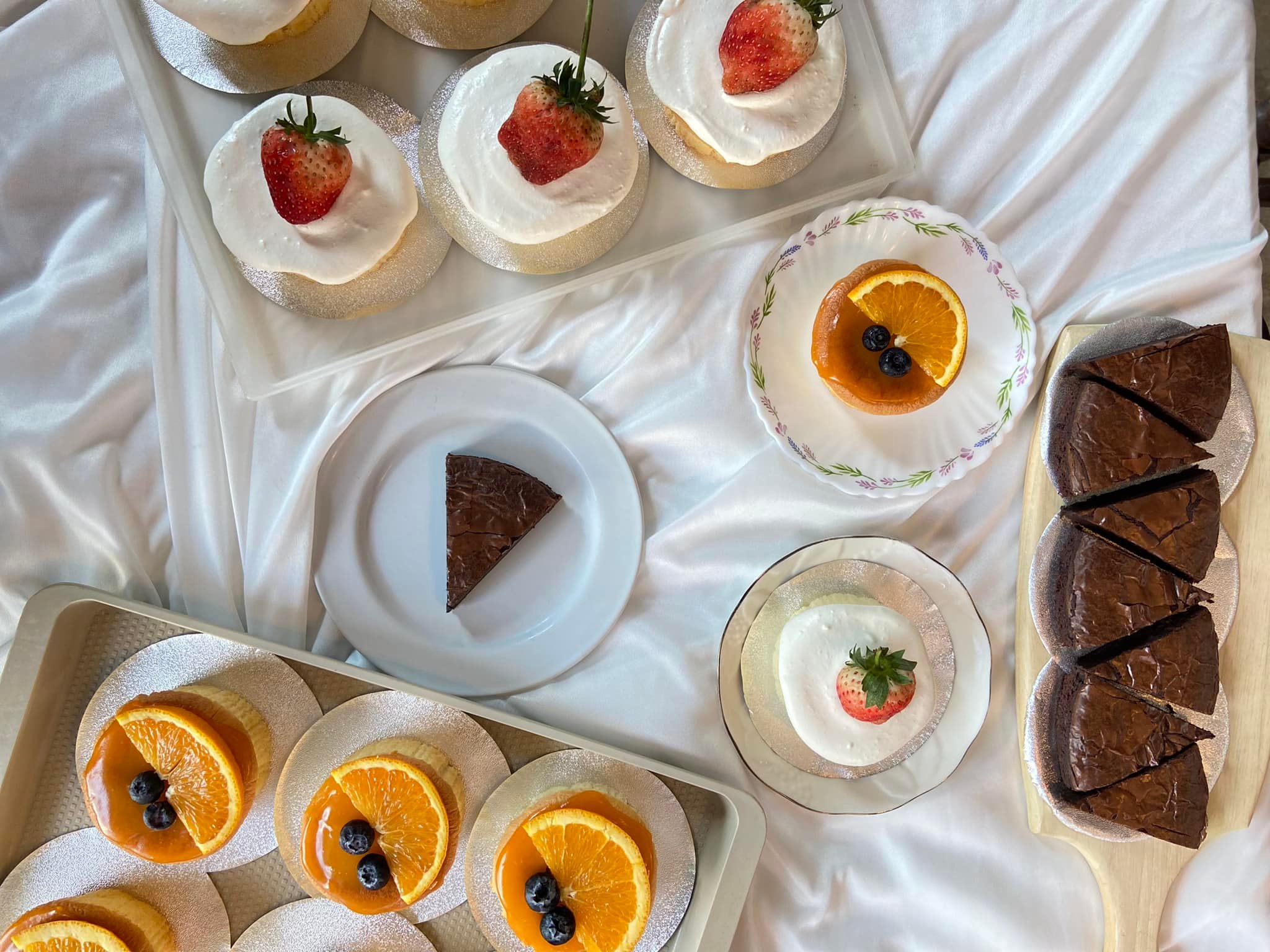 White House Forest, เกษม : KASEM Coffee, Rosie.nak, Luk Labb Coffee, Grande KAFE, KFD in Town, สวรรค์บ้านนา คาเฟ่ Food &amp; Drink, กอหญ้า คาเฟ่, ณ บุ่ง Coffee, polar polar CAFE', Yellow Pumpkin, ร้าน Yellow Pumpkin เปิดบริการตามปกติ 11.00-17.00 น. (ปิดวันพฤหัสบดี), I'm home cafe, ประจำอำเภอ, glinfon, 382 Space Café, La-Moon cafe'