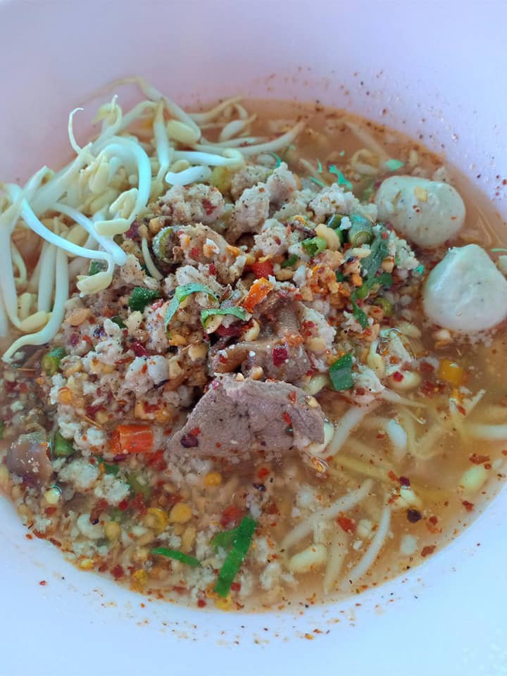 ก๋วยเตี๋ยวเรือในคลอง อยุธยา, กรุงเก่า"เตี๋ยวเรือ", ก๋วยเตี๋ยวเรือลวกปากริมคลอง & หมูกะทะ อยุธยา, ก๋วยเตี๋ยวเรืออยุธยา-โอชินสูตรโบราณ, ร้านก๋วยเตี๋ยวเรือโอ่งบนแพริมแม่น้ำน้อย, ก๋วยเตี๋ยวเรือกิมหลวน อยุธยา, ก๋วยเตี๋ยวเรือ ตาลเดี่ยว'เตี๋ยวเรือ, ก๋วยเตี๊ยวลุงแจ๊ะ (บัวหวาน), ร้านก๋วยเตี๋ยวตาไห (คลองท่อ), ก๋วยเตี๋ยวเรือแม่วันดี อยุธยา, ก๋วยเตี๋ยวเรือแม่ต่วม อยุธยา, ก๋วยเตี๋ยวเรือ เสือร้องไห้, ก๋วยเตี๋ยวเรือ "รสโจ๊ะ" ป้าไวท์, ก๋วยเตี๋ยวเรืออยุธยา ป้าษา2, ก๋วยเตี๋ยววัดใหญ่, ก๋วยเตี๋ยวเรือห้อยขา อยุธยา, ก๋วยเตี๋ยวเรือนายอ๊อฟ สูตร”ยายจง”รสดั้งเดิม, ไทยเทวา ก๋วยเตี๋ยวเรืออยุธยา, ต้อยตลาดแตก สาขาใหญ่ ก๋วยเตี๋ยวเรืออยุธยา