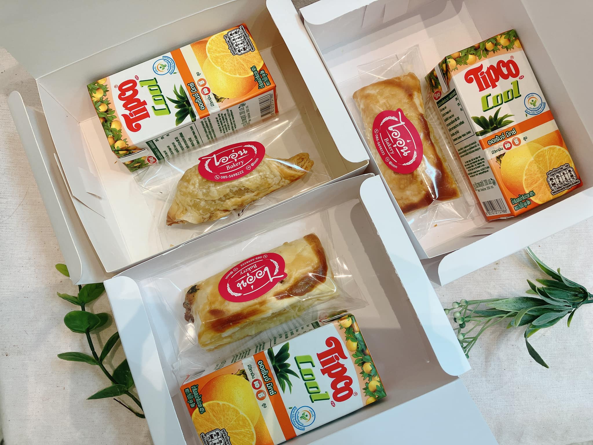 Muibakery, กินดี อยู่ดี by foreste cafe, The Waffle, Snack food.shop, Snackbox Monchanok, ไออุ่น, บ้านทองม้วน, Jaidee Homemade, ชื่นจิต chuenchit, Nara Snack Box - รับจัดเบรค, ว่าหรอย-waroi, KIN.D