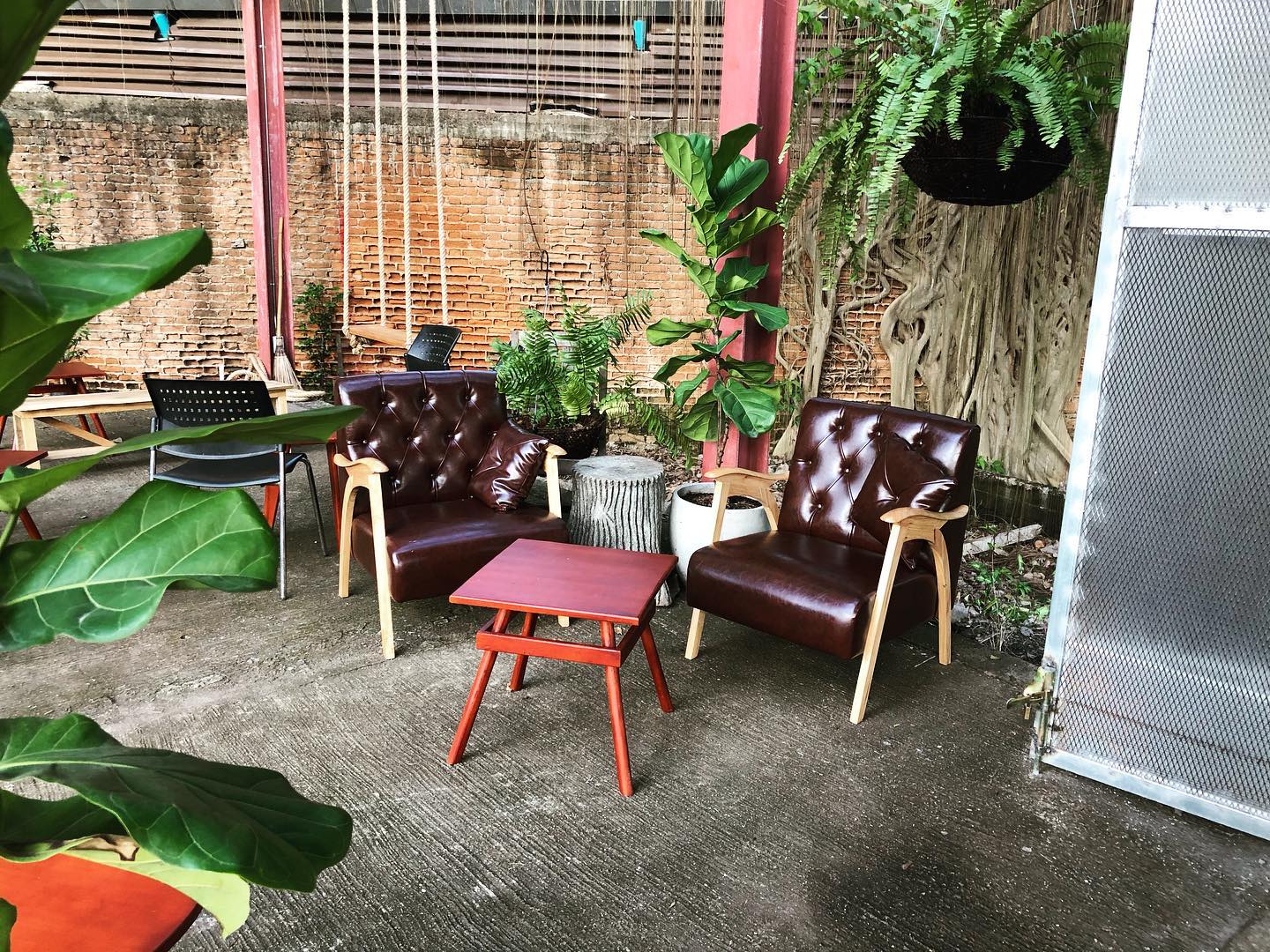 Treespresso cafe, Vigie Sist Café, Aki Choux Cream, Polaris Sunrise Café, MOJI Pool.Villa.icecream, MYTH OVEN, KonJohn coffee slowbar, Eleven Pillar Site, Home’S, Koffandthings.th, Playworks.cafeart, Tree of Life Cafe, Kramfeine, Millilit Cafe, TOMATO.cafe.cnx, MITTE MITTE, Soul Café mju, ZOHNG Coffee, ALSO cafe, Coffee Ngeggee, Graincafe.cnx, Later on cafe, สุขพอดี, FERN FOREST CAFÉ, Forest Bake, ภูฟิน, CHEEVIT CHEEVA, GoodVibes Cafe-Cnx, Chic 39, Zombie Café, Ristr8to, Neo Cafe', ชมนกชมไม้, เก้าคาเฟ่ นิมมาน