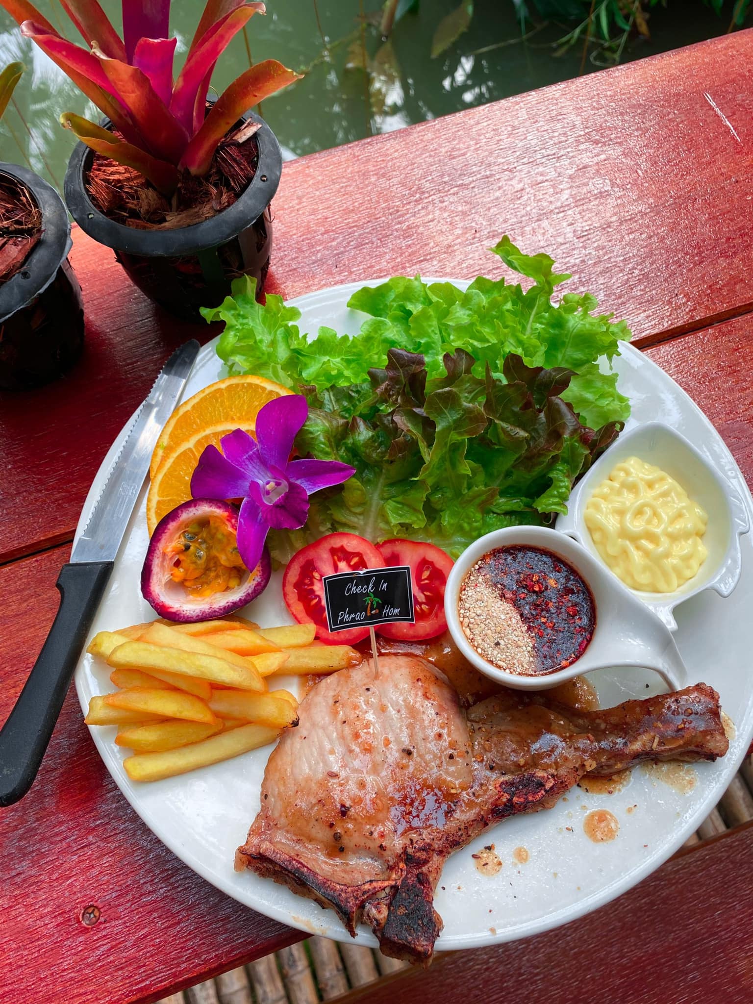 เรือนชายน้ำ Cafe&amp;Restaurant, ban.jingjo, See Sea Sun - แบบง่ายๆ, ขวัญข้าว ริเวอร์ไซด์, The sunflower cafe, KokoroCafe', FREJA Coffee &amp; Co, Rays River Cafe, Behind The Beans, พร้าวหอมคาเฟ่, Kinlamoon, House Cafe', บ้านสวนพาฝัน, La Bella Cafe, PakPap Cafe, ขมุน คาเฟ่ มหาชัย, Baanthaicafe, ดีกัน คาเฟ่, COCO CAFE'