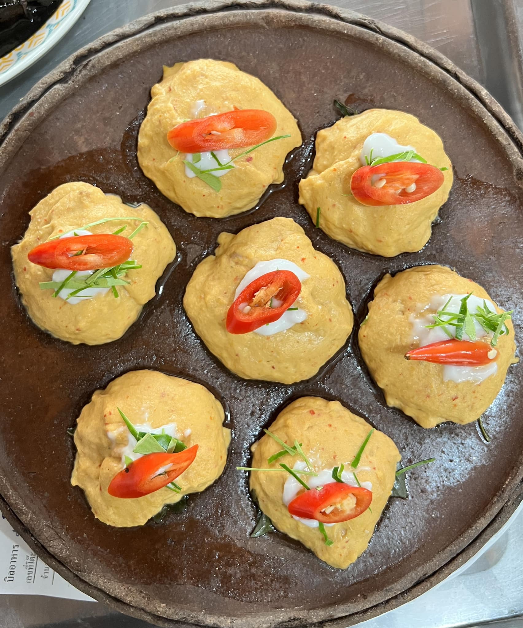 ครัวลุงมันซีฟู้ด, ตั้งฉ่ายซีฟู้ด, บ้านไร่น้ำอิง, พรทะเลซีฟู้ด, ศิริกัญญาซีฟู๊ด, ผึ้งทะเลเผา เบอร์ 9, ครัวป้ายืนซีฟู้ด, นู๋ยาซีฟู้ดชะอำ, ครัวเม็ดทราย, บ้านครัวทะเล, ครัวห้วยทราย, Platoo Restaurant, ครัวป้าเฉลียว, ร้านครัวพี่เปี๊ยก บางควาย