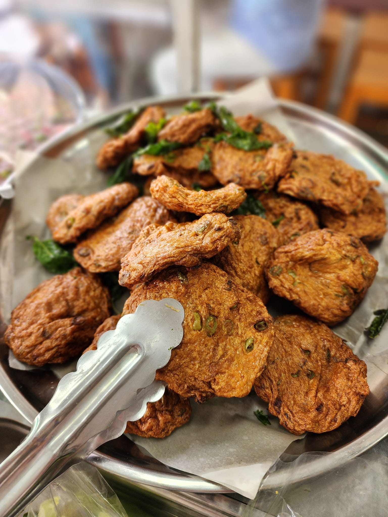 Luka Bangkok, ขาหมูตรอกซุงบางรัก เจ้าเก่า, Panna Sourdough, ก๋วยจั๊บน้ำข้น วัดแขก, อาม้าเบเกอรี่, ลาบเป็ด สีลมซอย9, ครัว"อร๊อย-อร่อย", ไต๋ตง หูฉลาม ถนน ปั้น สีลม, Printa Cafe, Mama Mia Bangkok