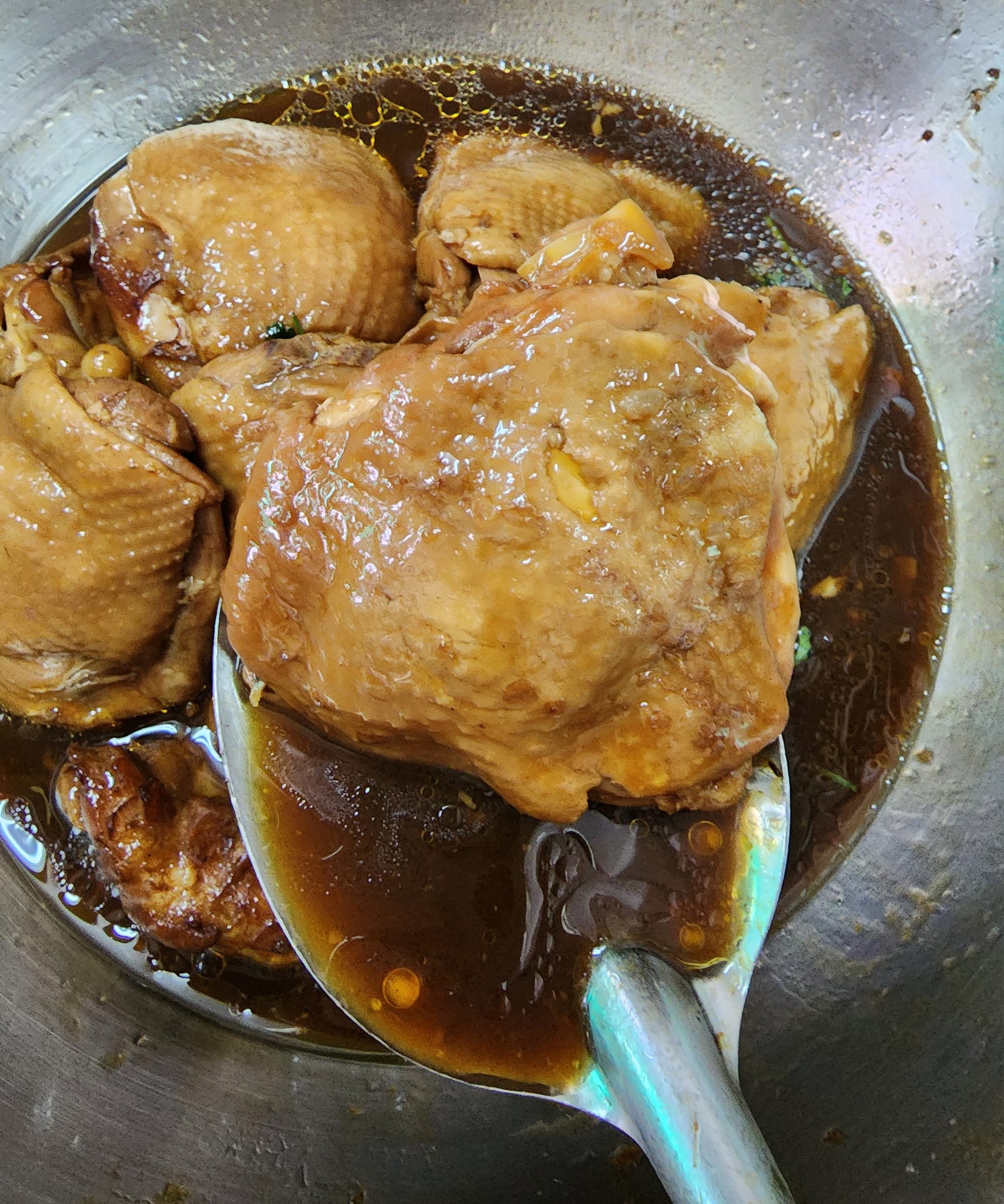 Luka Bangkok, ขาหมูตรอกซุงบางรัก เจ้าเก่า, Panna Sourdough, ก๋วยจั๊บน้ำข้น วัดแขก, อาม้าเบเกอรี่, ลาบเป็ด สีลมซอย9, ครัว"อร๊อย-อร่อย", ไต๋ตง หูฉลาม ถนน ปั้น สีลม, Printa Cafe, Mama Mia Bangkok