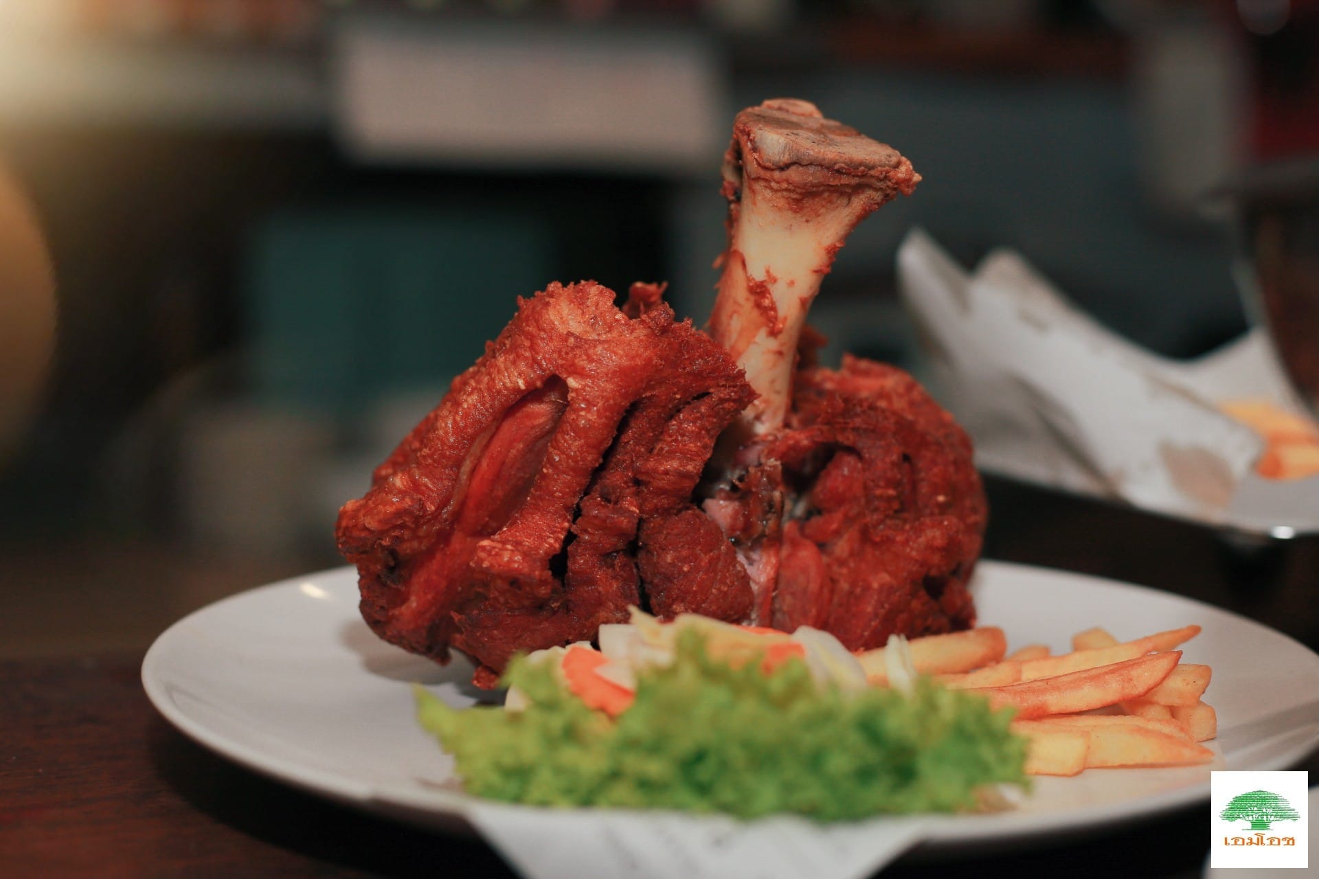 ร้านอ้นส้มตำปูม้า, ไผ่ขวาง, Zaab Station, เอมโอช by The Story, ครัวกางนา, คุ้มขวัญเจ้าเอย, ร้านบ้านเด, กุ่ยหมง, สวนอาหารเบญจรงค์ สุพรรณบุรี, ขัวะ, ลายน้ำ, มุมสบายครัวริมคลอง, ข้าวต้มโกเฑียร, นพรัตน์ ภัตตาคาร, กุ้งเป็น (เจ๊เน้ย), ขนาบน้ำสุพรรณบุรี and mellow, เรือนแพ (ครัวสุพรรณ) &amp; รีสอร์ท, ริมคลองเฮ้าส์, สุรชัยปลาเผา บึงไผ่แขก, Taiheiyo sushi suphanburi