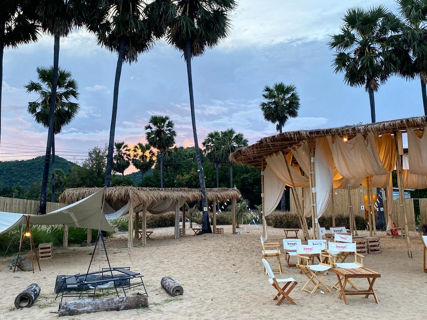 Ka-Num Home Cafe, mira cafe, สุขพอ-Sukpor, ลิ้มรส Limrot, RE - REST CAFE, BAMP : Beach &amp; Cafe, สุดา คาเฟ่ Suda Cafe", RAY CAFE, Top Seacret Beach Cafe, 25 Monday cafe', Tree House Cafe', Memory House Cafe HuaHin, B’day Cafe, 3pm cafe’, One &amp; Only Café, Bay Camp Cafe