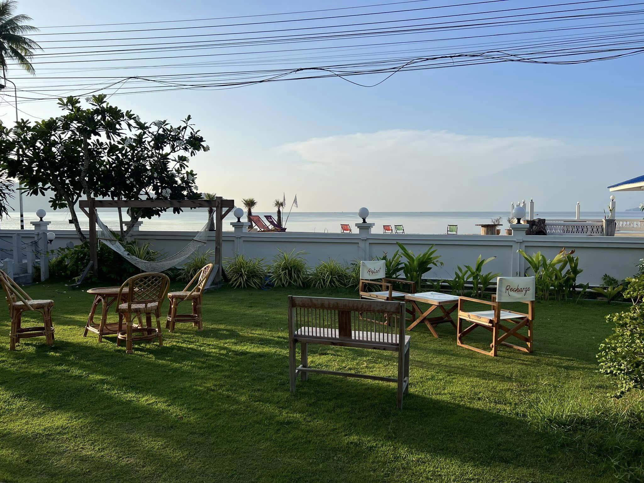 Ka-Num Home Cafe, mira cafe, สุขพอ-Sukpor, ลิ้มรส Limrot, RE - REST CAFE, BAMP : Beach &amp; Cafe, สุดา คาเฟ่ Suda Cafe", RAY CAFE, Top Seacret Beach Cafe, 25 Monday cafe', Tree House Cafe', Memory House Cafe HuaHin, B’day Cafe, 3pm cafe’, One &amp; Only Café, Bay Camp Cafe