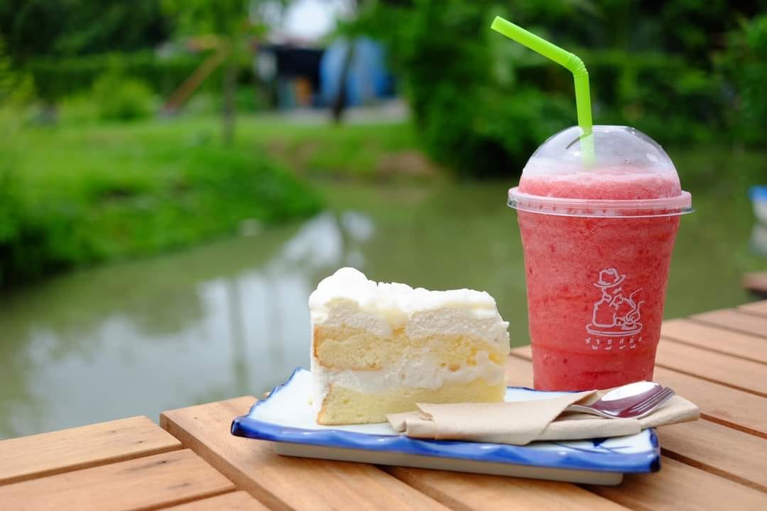 บ้านสวย ในสวน, Siam Brasserie , The Treehouse Nongchok, Natura Cafe, BaanNaiSuan Cafe&amp;Yoga, Patom, Portobello &amp; Désiré, ครัวบ้านสวนสุวรรณ, ร้านอาหารฐิตารีย์ สวนรถไฟ จตุจักร, บ้านสวน อบอวลรัก